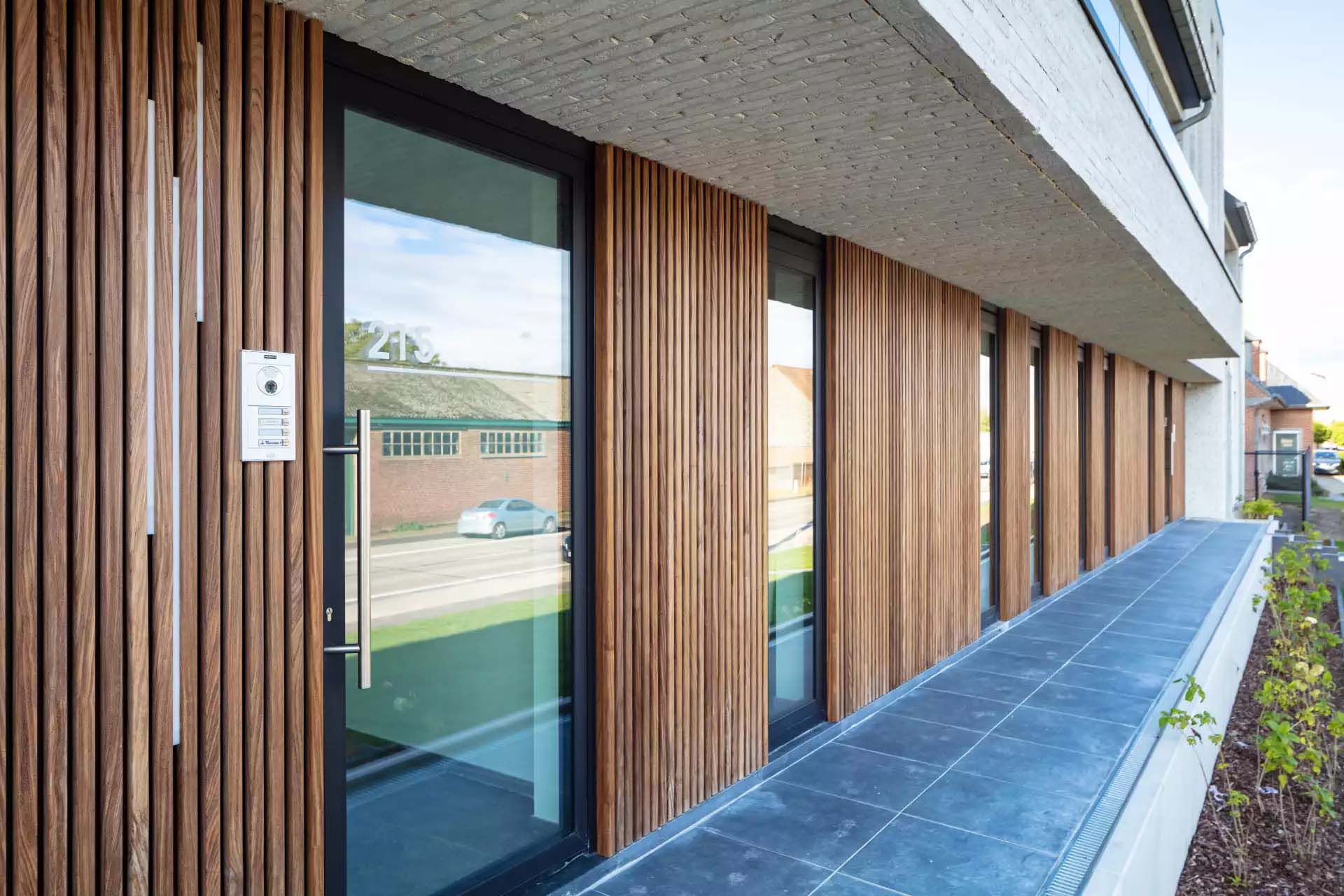 nieuwbouw Herne | Meergezinswoning met dynamische volumes banner